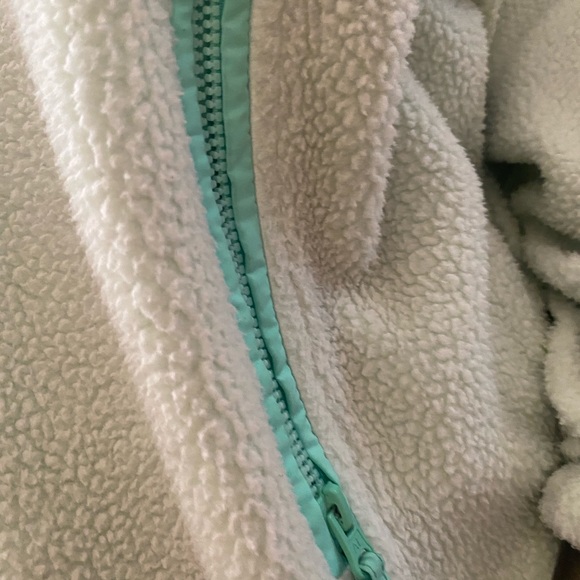 American eagle fleece mint green sweater - Picture 6 of 6